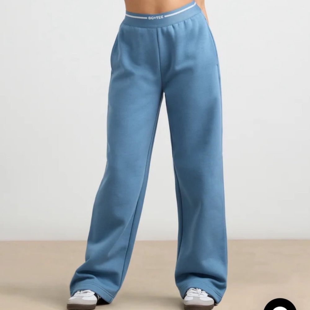NWT bo and tee joggers sz L & SM